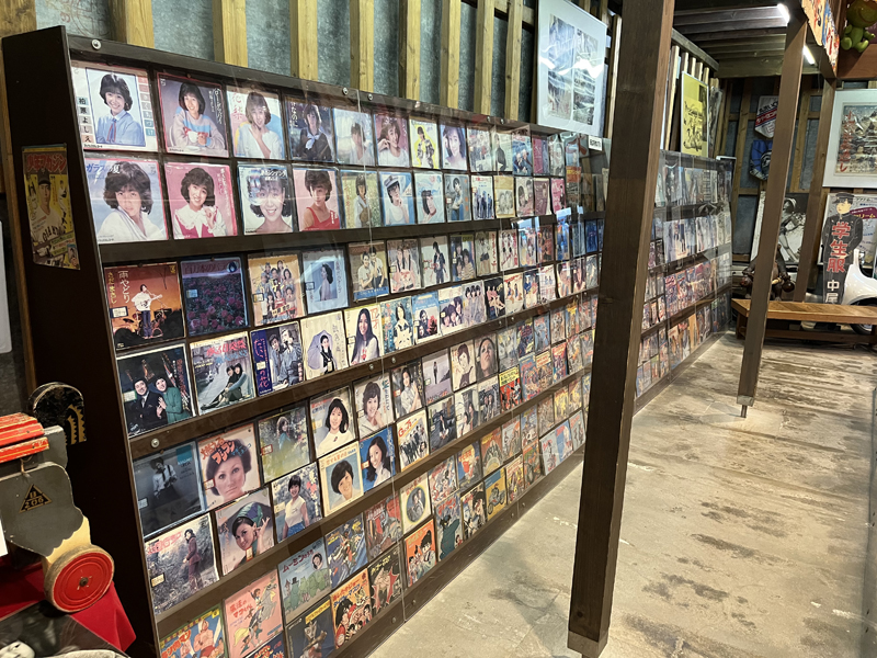 レトロな「昭和の町」の風景